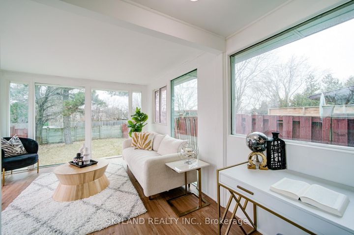 Photo 11 at 56 Upton Crescent, Milliken Mills West, Markham