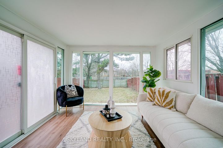 Photo 12 at 56 Upton Crescent, Milliken Mills West, Markham