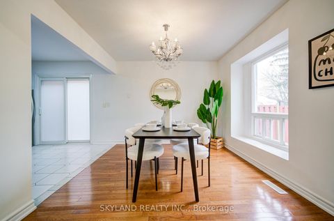 Photo 8 at 56 Upton Crescent, Milliken Mills West, Markham