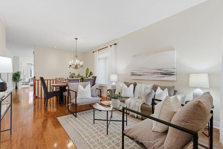 Photo 7 at 969 Ormond Drive, Samac, Oshawa