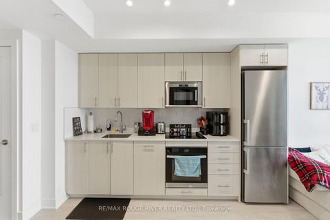 Photo 7 at 2321 - 2545 SIMCOE Street N, Windfields, Oshawa