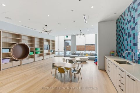 Photo 24 at 2321 - 2545 SIMCOE Street N, Windfields, Oshawa