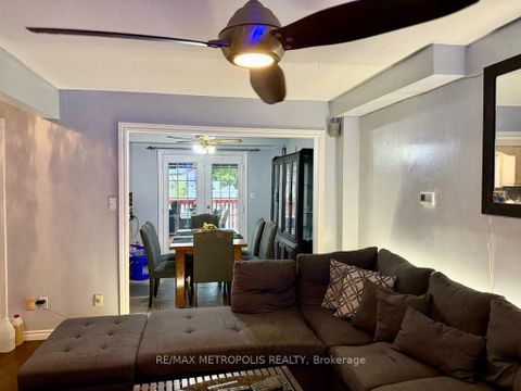 Photo 12 at 4 Shepmore Terrace, Malvern, Toronto