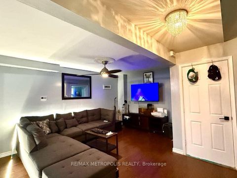 Photo 14 at 4 Shepmore Terrace, Malvern, Toronto