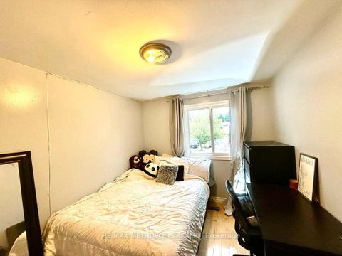 Photo 23 at 4 Shepmore Terrace, Malvern, Toronto