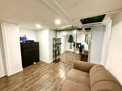 Photo 26 at 4 Shepmore Terrace, Malvern, Toronto