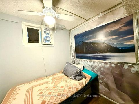 Photo 28 at 4 Shepmore Terrace, Malvern, Toronto