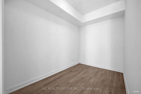 Photo 15 at 823 - 543 Richmond Street W, Waterfront Communities C1, Toronto