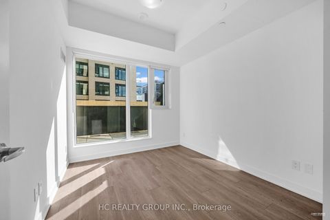 Photo 16 at 823 - 543 Richmond Street W, Waterfront Communities C1, Toronto
