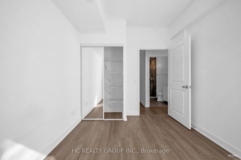 Photo 18 at 823 - 543 Richmond Street W, Waterfront Communities C1, Toronto