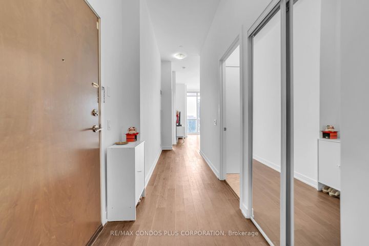 Photo 3 at PH08 - 2212 Lake Shore Boulevard West Boulevard W, Mimico, Toronto