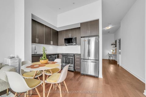 Photo 6 at PH08 - 2212 Lake Shore Boulevard West Boulevard W, Mimico, Toronto