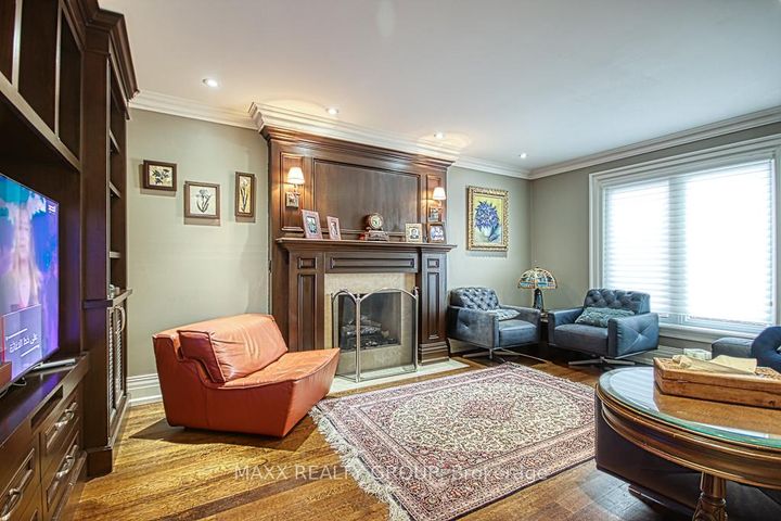 Photo 13 at 3650 Baird Court, Erin Mills, Mississauga