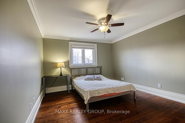 Photo 22 at 3650 Baird Court, Erin Mills, Mississauga