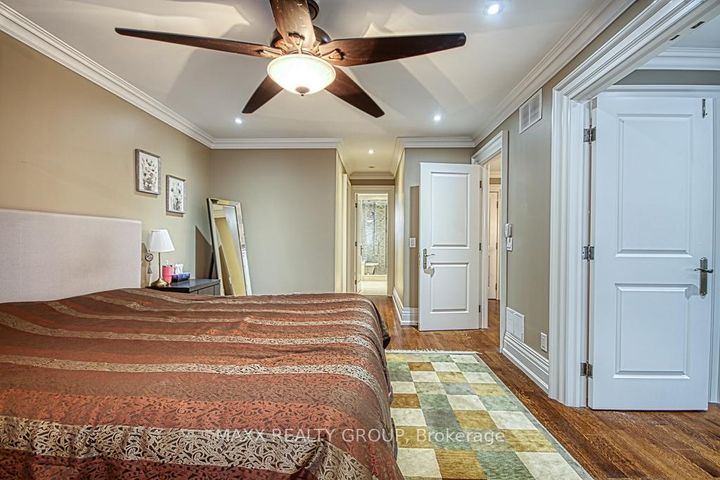 Photo 36 at 3650 Baird Court, Erin Mills, Mississauga