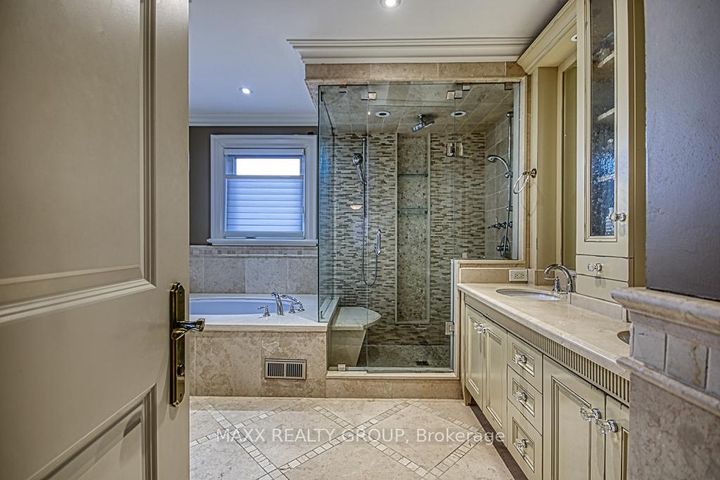 Photo 37 at 3650 Baird Court, Erin Mills, Mississauga