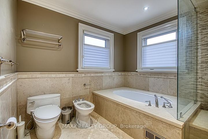 Photo 38 at 3650 Baird Court, Erin Mills, Mississauga