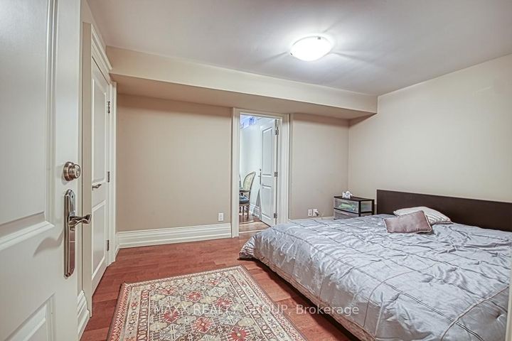 Photo 44 at 3650 Baird Court, Erin Mills, Mississauga