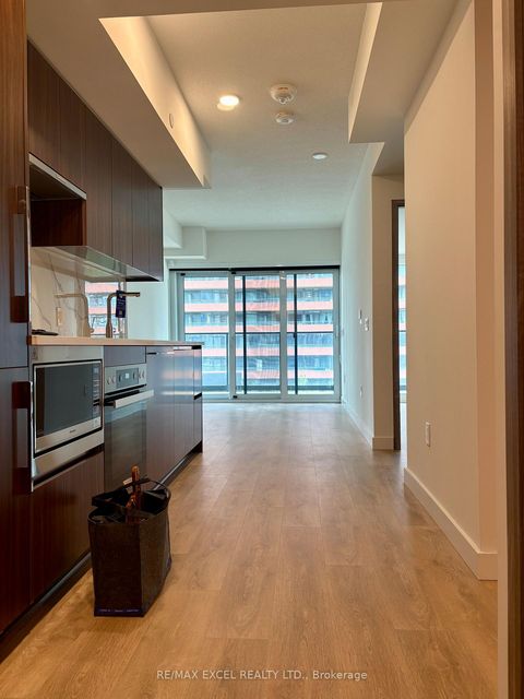 Photo 4 at 627 - 3 Concord Cityplace Way, Waterfront Communities C1, Toronto