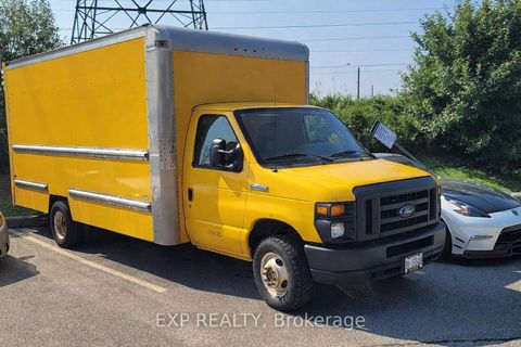 Photo 8 at 27 - 45 Brisbane Road, York University Heights, Toronto