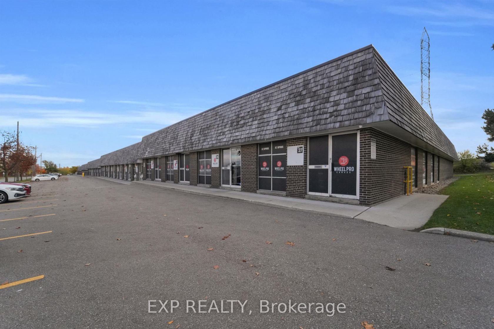 27 - 45 Brisbane Road, York University Heights, Toronto photo number 2