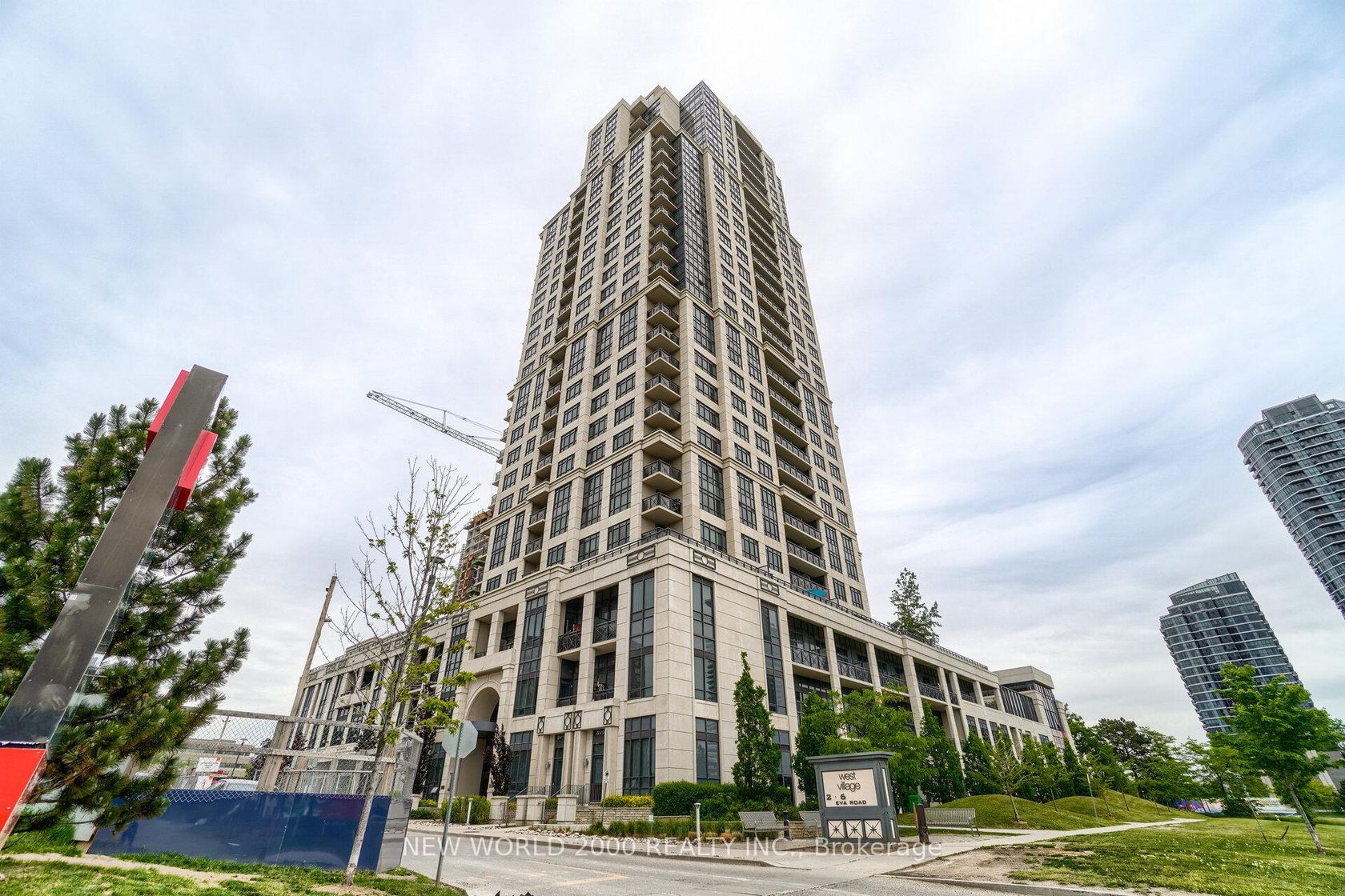 2424 - 2 Eva Road, Etobicoke West Mall, Toronto 