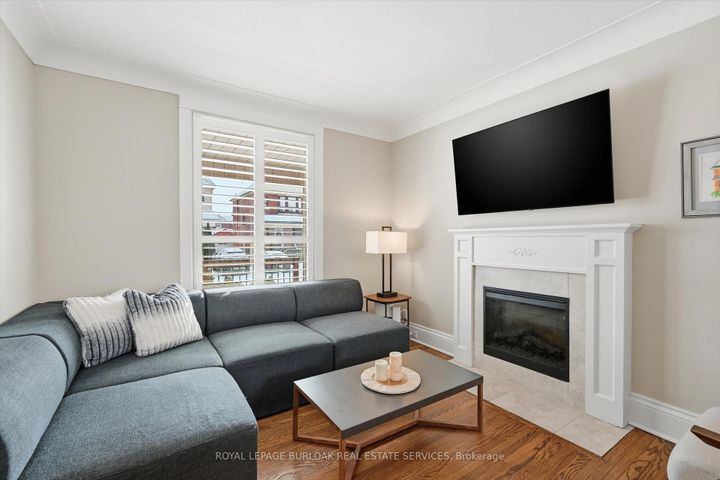 Photo 5 at 43 Belview Avenue, Crown Point, Hamilton