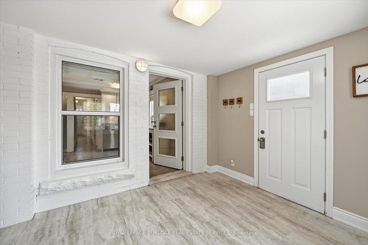 Photo 17 at 43 Belview Avenue, Crown Point, Hamilton