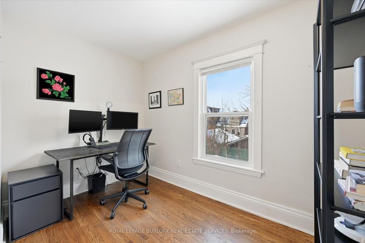 Photo 23 at 43 Belview Avenue, Crown Point, Hamilton