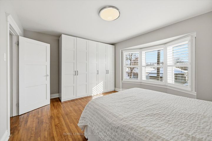 Photo 30 at 43 Belview Avenue, Crown Point, Hamilton