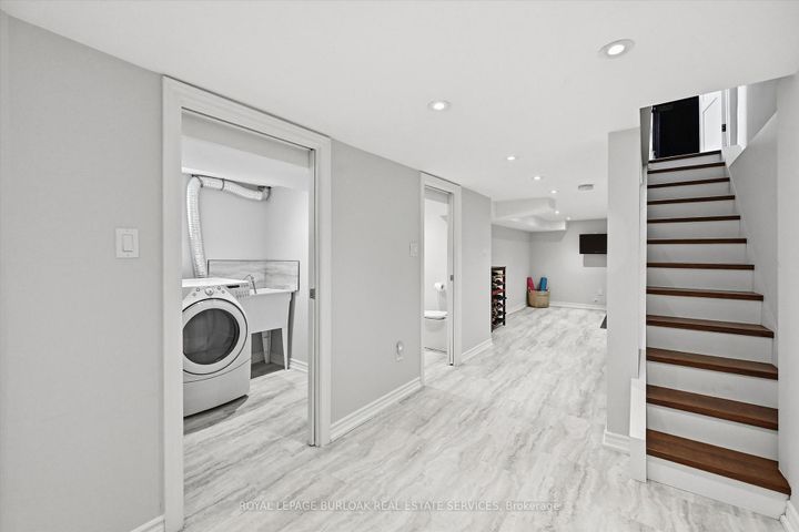 Photo 34 at 43 Belview Avenue, Crown Point, Hamilton