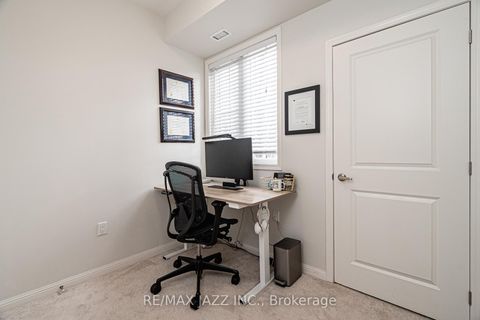 Photo 11 at 123 - 80 Aspen Springs Drive, Bowmanville, Clarington