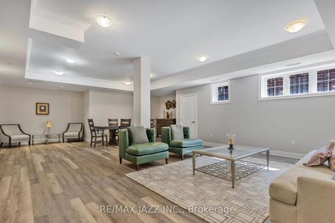 Photo 13 at 123 - 80 Aspen Springs Drive, Bowmanville, Clarington