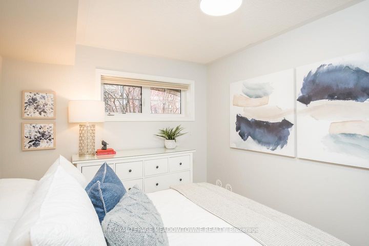 Photo 26 at 10 - 51 Hays Boulevard, RO River Oaks, Oakville