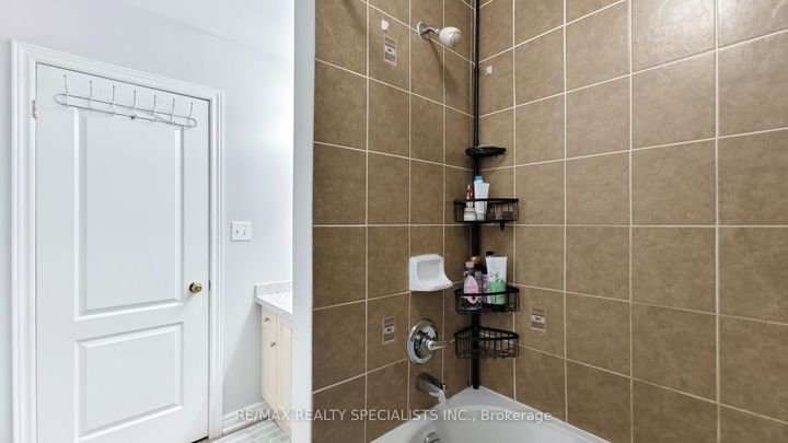 Photo 18 at 36 Totten Drive, Wellington, Brampton