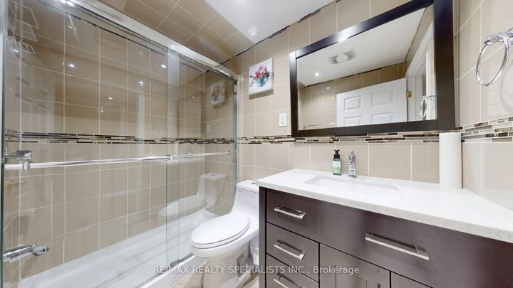 Photo 23 at 36 Totten Drive, Wellington, Brampton