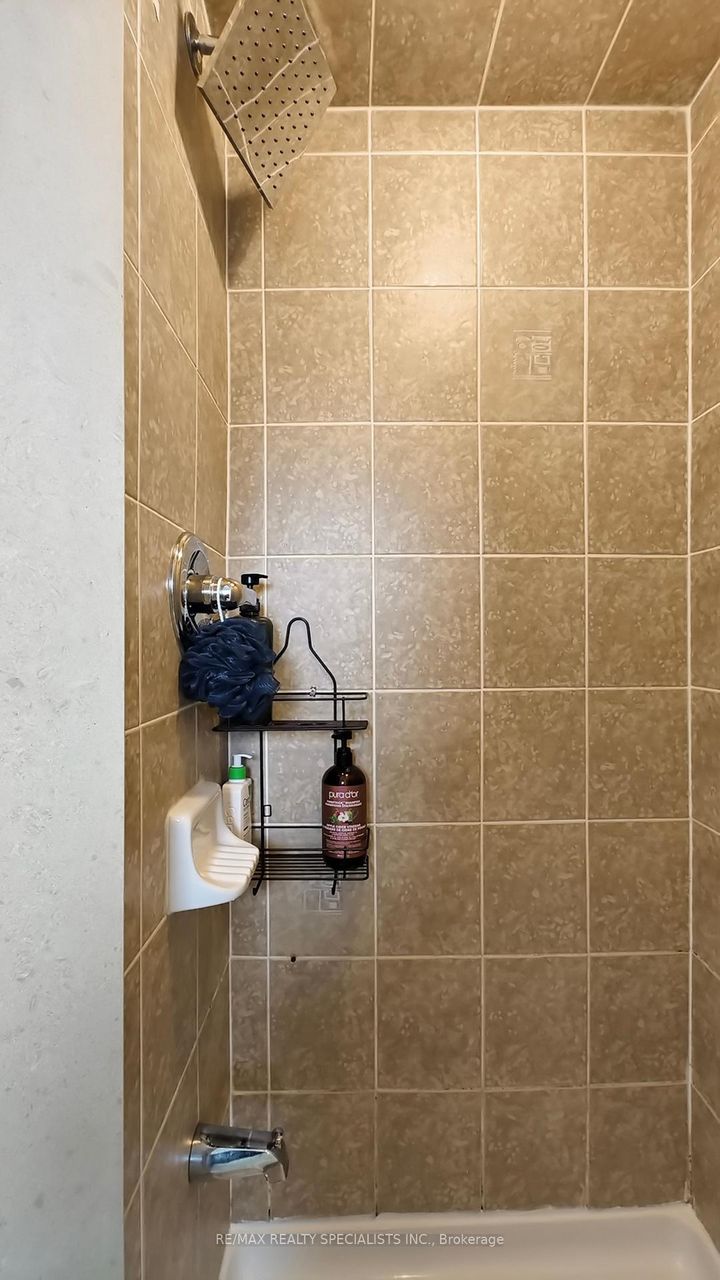 Photo 40 at 36 Totten Drive, Wellington, Brampton