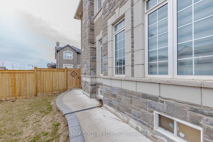 Photo 44 at 15351 Danby Road, Georgetown, Halton Hills