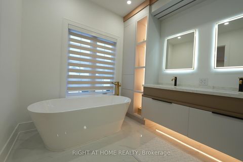 Photo 11 at 33 Thorndale Avenue, Kingsway South, Toronto