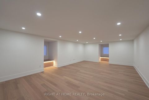 Photo 20 at 33 Thorndale Avenue, Kingsway South, Toronto