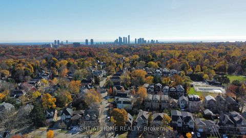 Photo 36 at 33 Thorndale Avenue, Kingsway South, Toronto