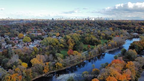 Photo 37 at 33 Thorndale Avenue, Kingsway South, Toronto