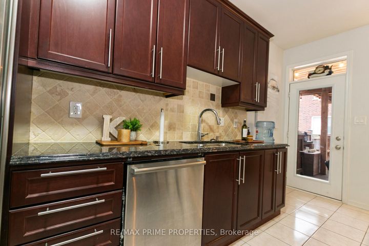 Photo 14 at 50 Gibbs Road, Northwest Brampton, Brampton