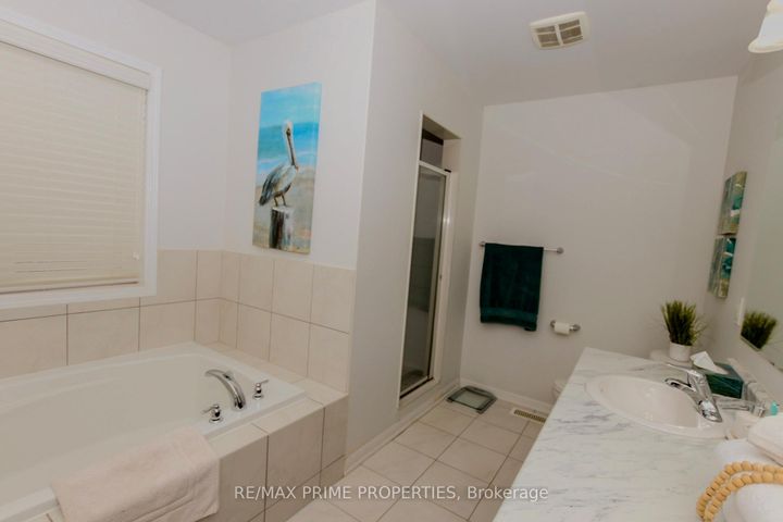 Photo 22 at 50 Gibbs Road, Northwest Brampton, Brampton