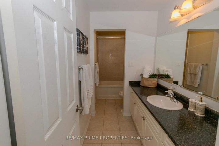 Photo 28 at 50 Gibbs Road, Northwest Brampton, Brampton