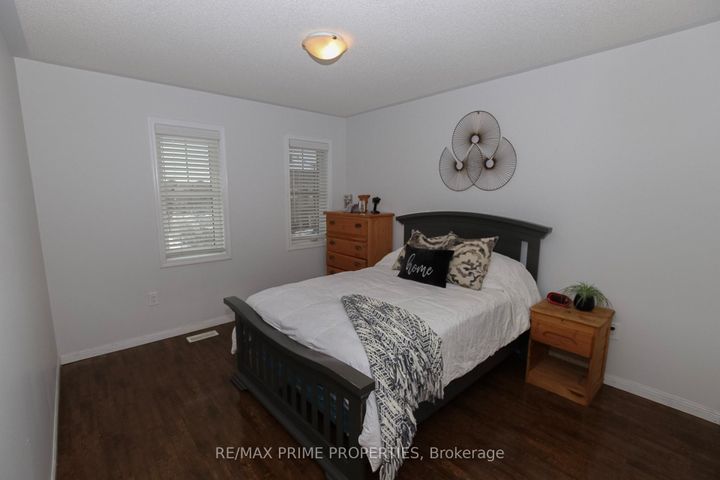 Photo 29 at 50 Gibbs Road, Northwest Brampton, Brampton