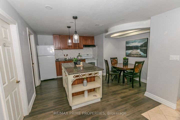 Photo 34 at 50 Gibbs Road, Northwest Brampton, Brampton