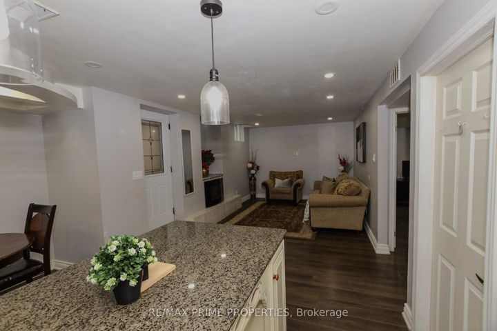 Photo 35 at 50 Gibbs Road, Northwest Brampton, Brampton