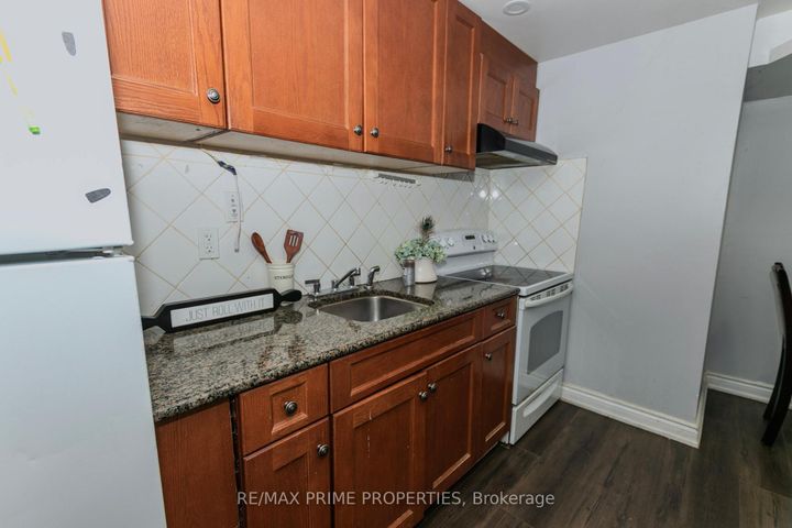 Photo 36 at 50 Gibbs Road, Northwest Brampton, Brampton