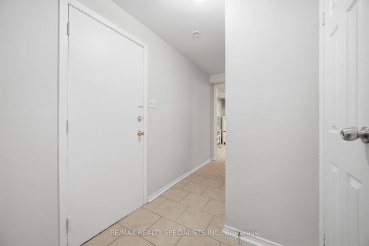 Photo 26 at 19 - 6780 Formentera Avenue, Meadowvale, Mississauga